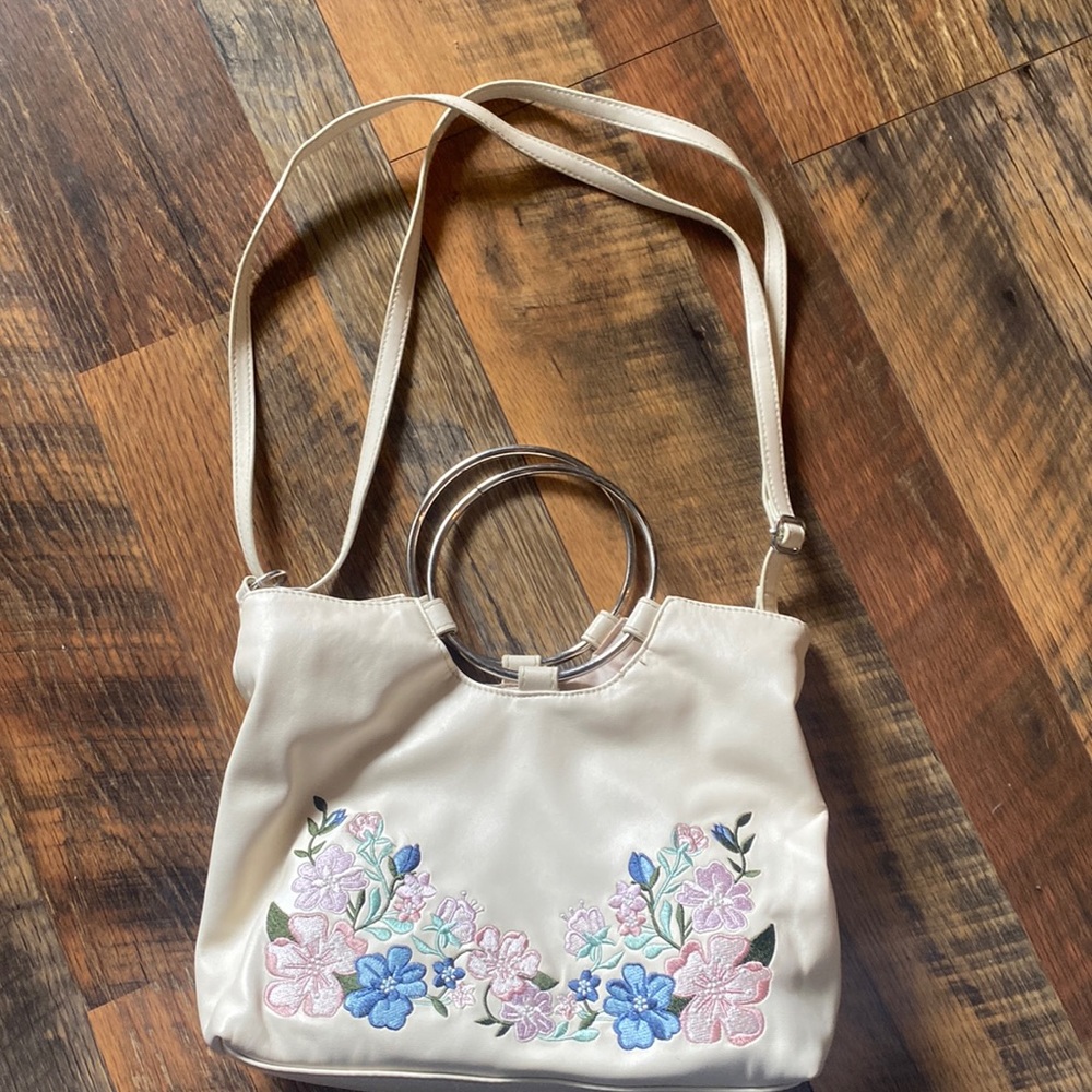 L&M direct Floral embroidered cream purse